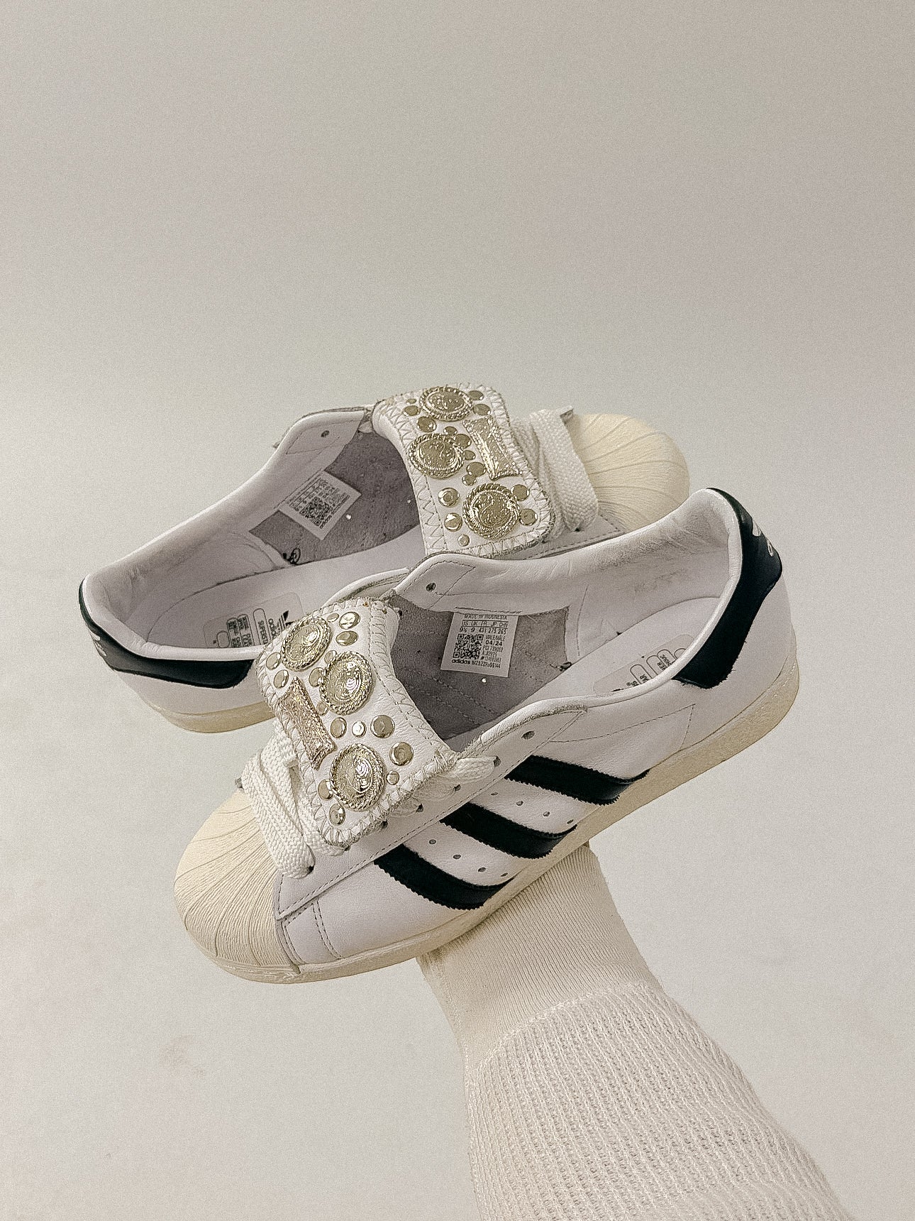 'CATTLEMAN 82" Adidas Superstar 82
